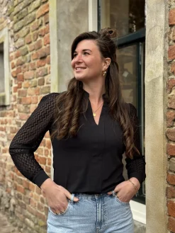Blouse Mirthe travelstof black