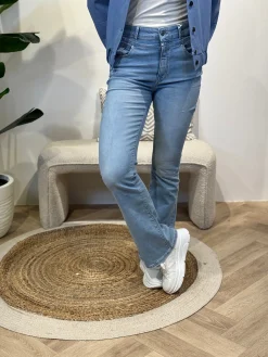 Flared jeans Matilda light blue lengte 30 – C.O.J.