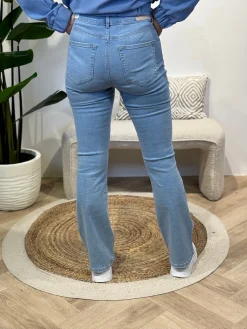 Flared jeans Matilda light blue lengte 30 – C.O.J.