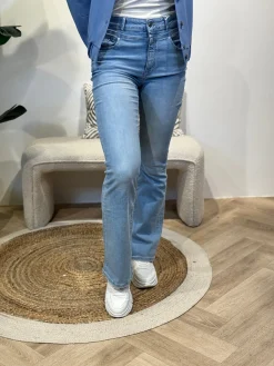 Flared jeans Matilda light blue lengte 30 – C.O.J.