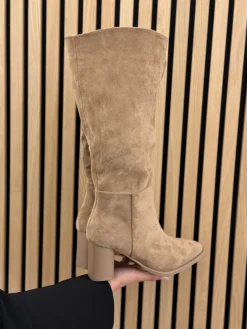 Laars Jacobine khaki suede