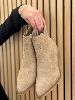 Laarsje Louise khaki suede