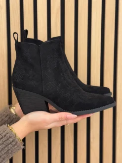 Laarsje Louise zwart suede