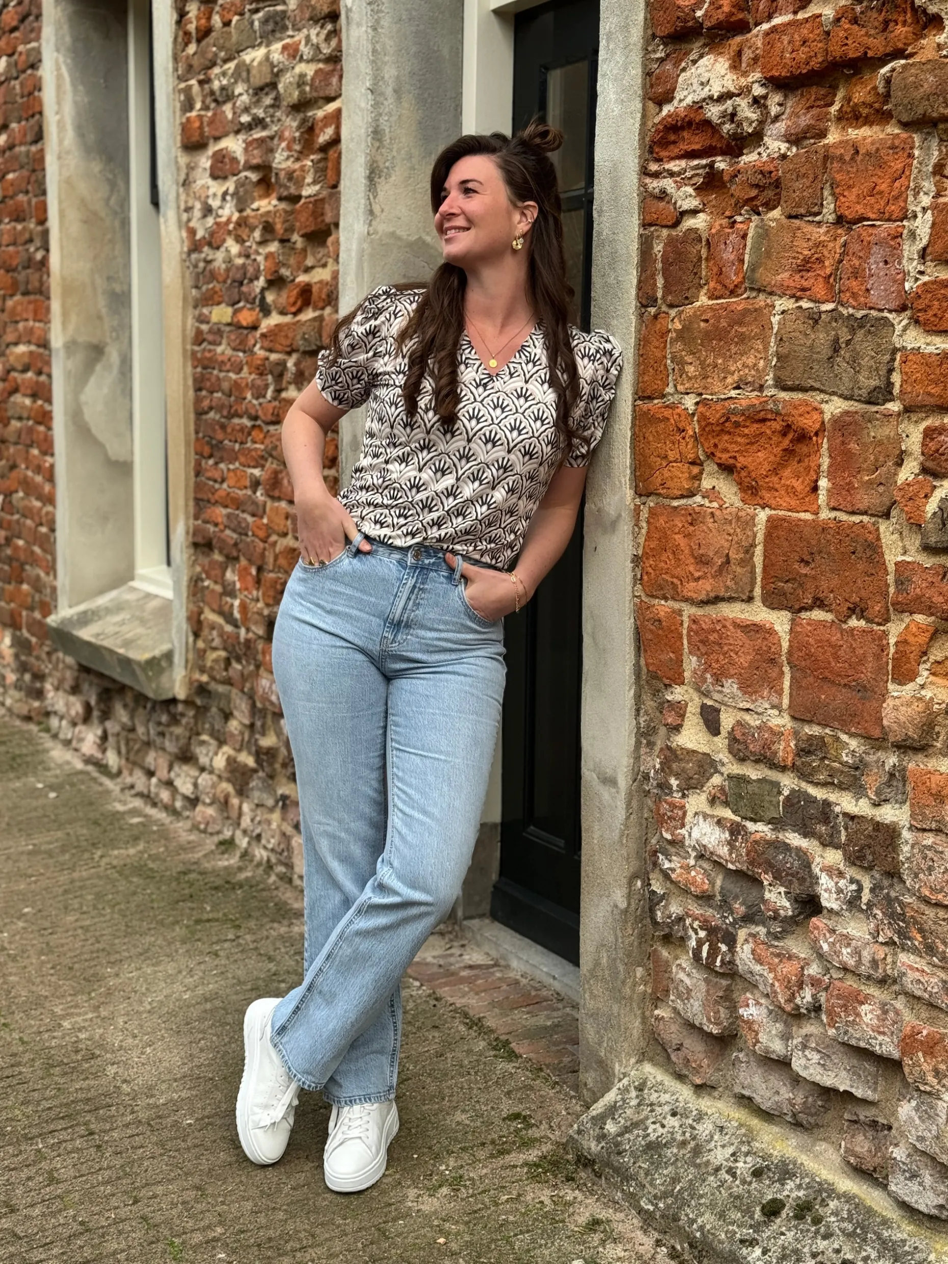 Shirtje Carola zwart