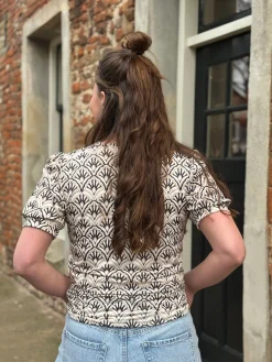 Shirtje Carola zwart