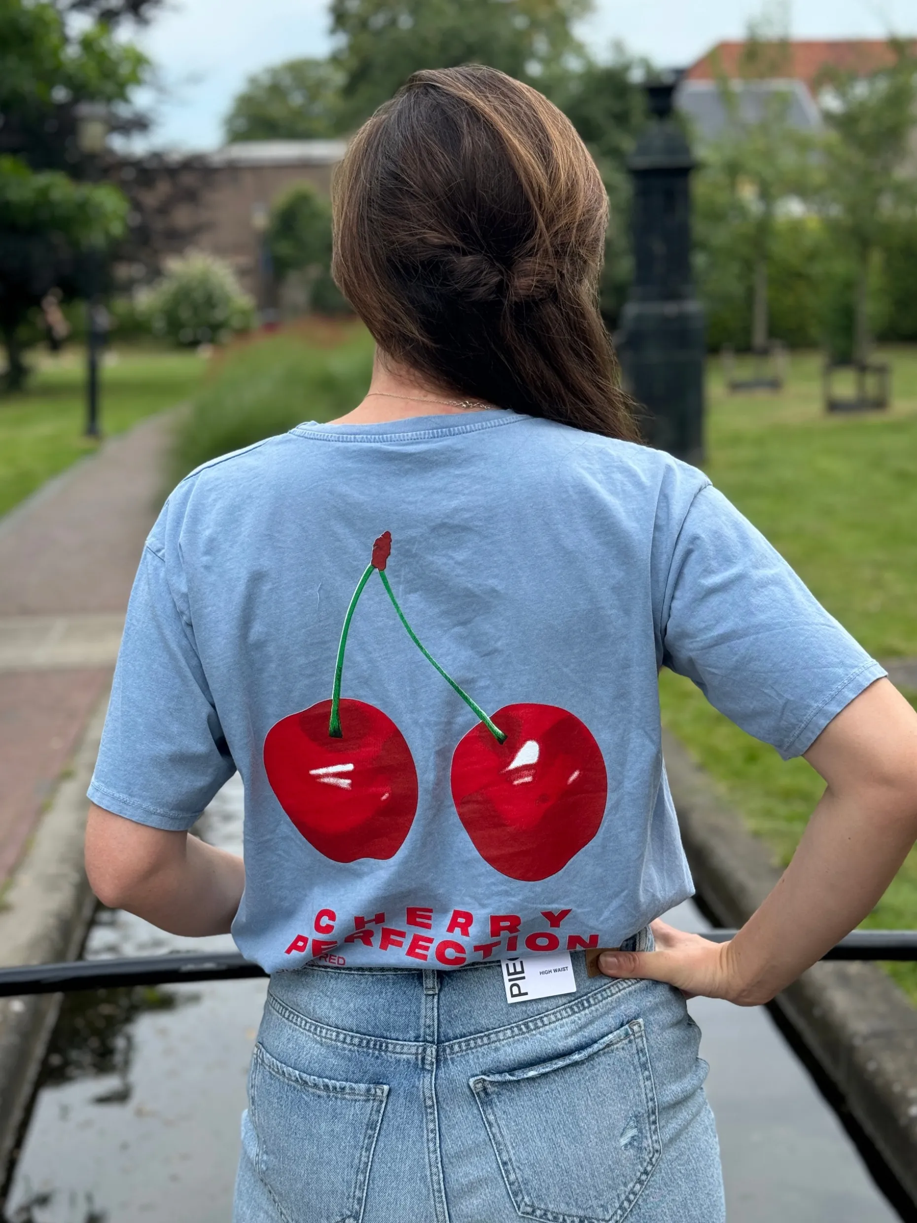Shirtje Cherry blauw