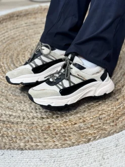 Sneakers beige with black