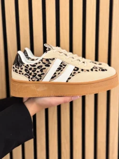 Sneakers beige with panter combination