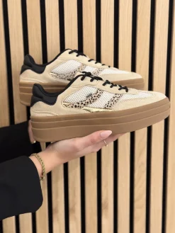 Sneakers beige/black with combination