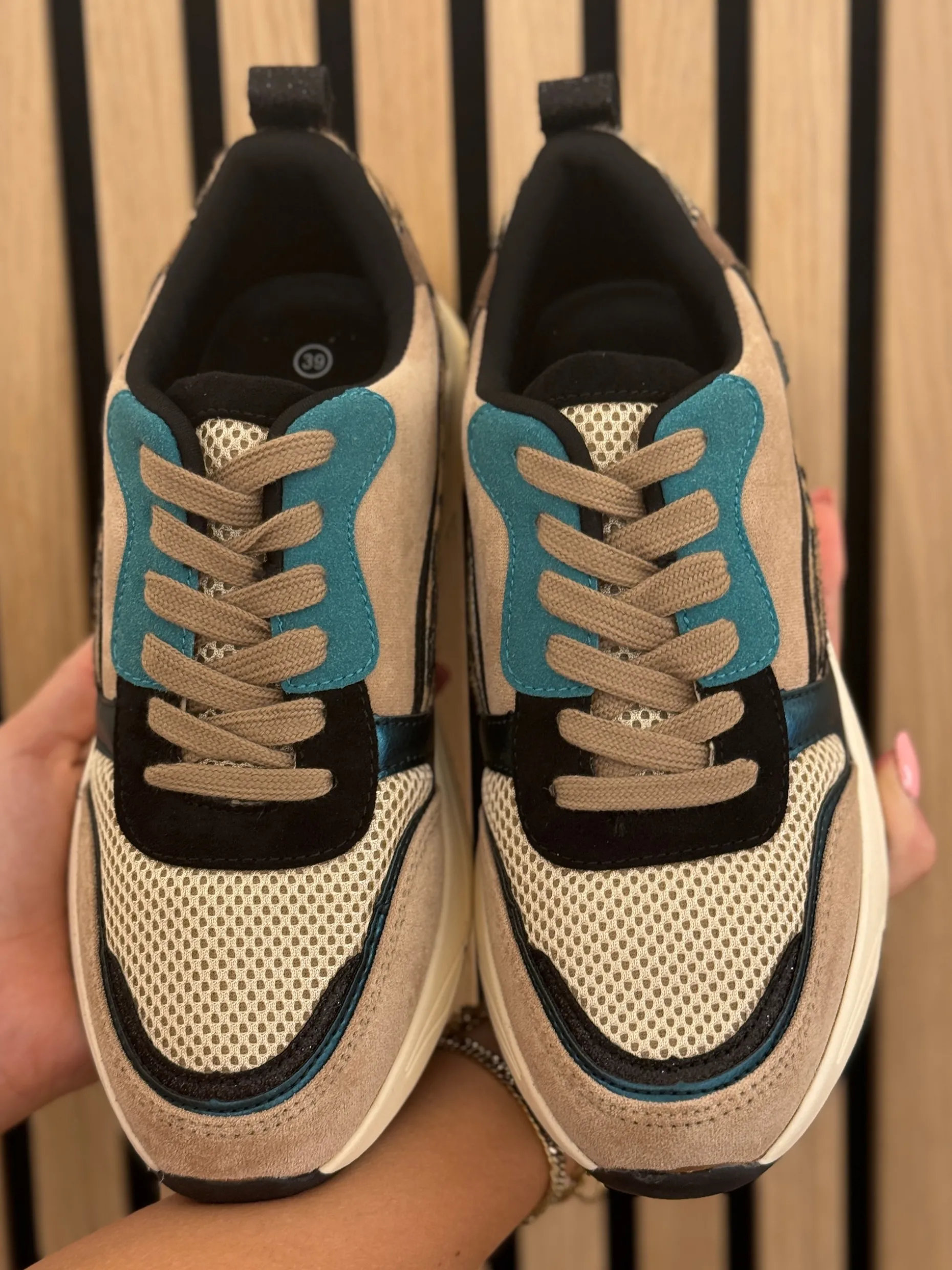 Sneakers dark beige petrol