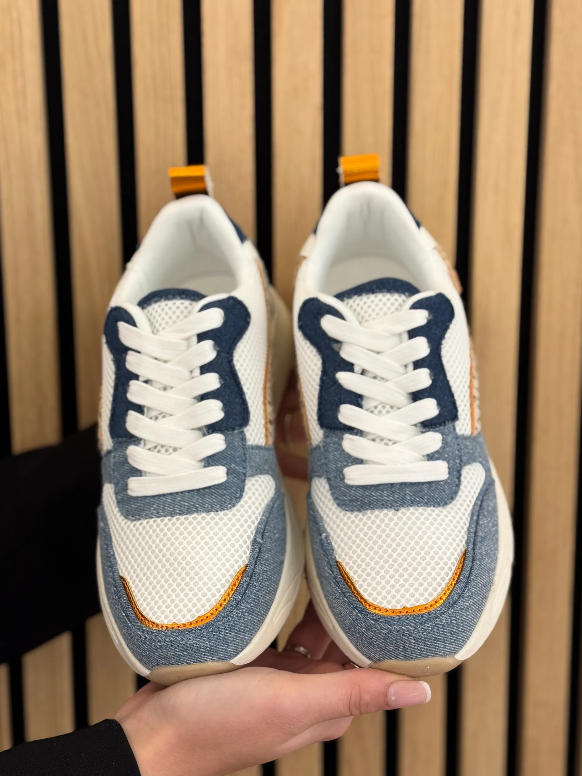 Sneakers denim