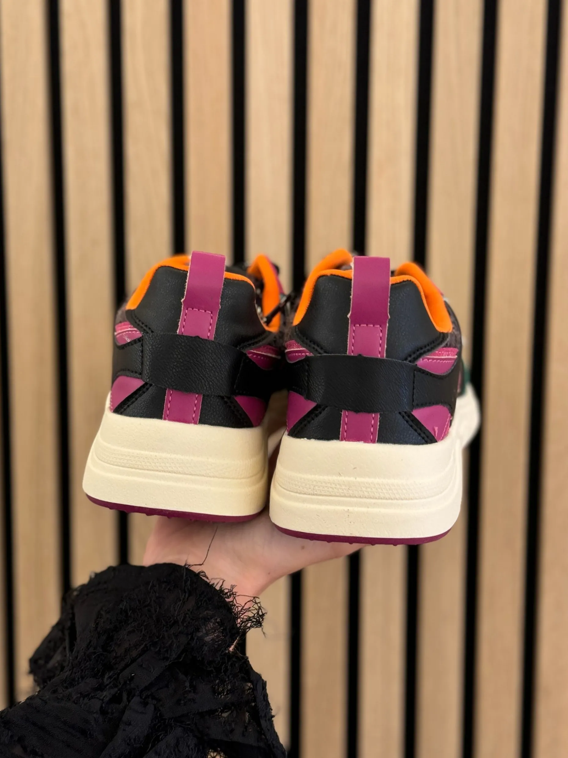 Sneakers golf green/magenta/black
