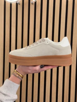 Sneakers grey with combination