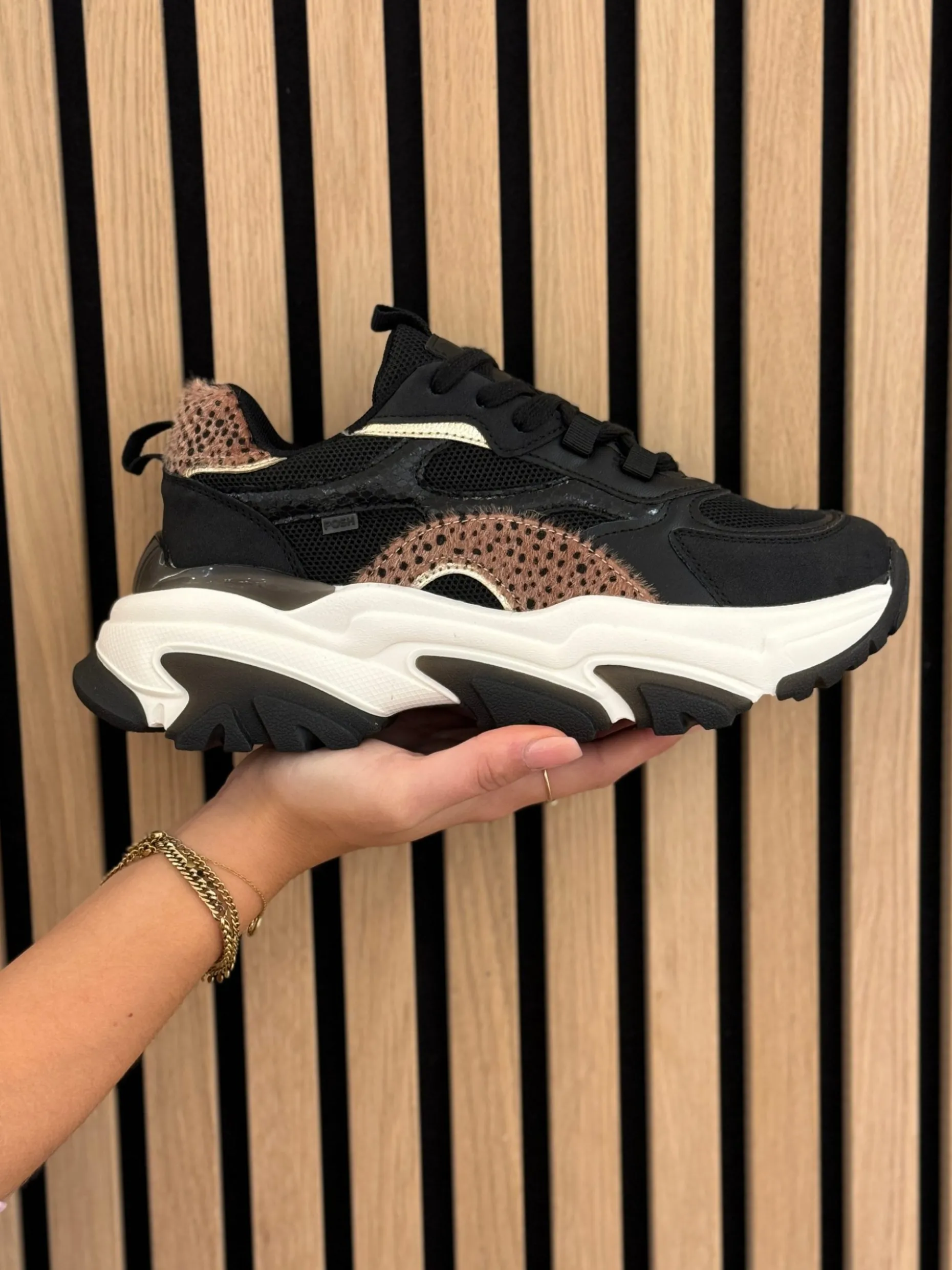 Sneakers Polly black