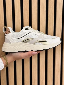 Sneakers white with gold combination