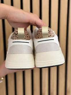 Sneakers white with gold combination