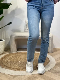Straight jeans Hannah light blue lengte 30 – C.O.J.