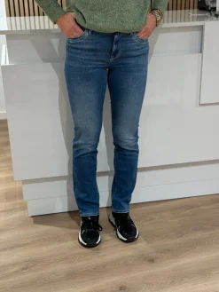 Straight jeans Hannah medium blue lengte 32 – C.O.J.
