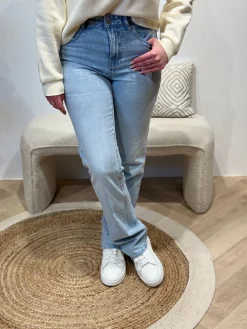 Tessa straight jeans light blue lengte 32 – Vero Moda