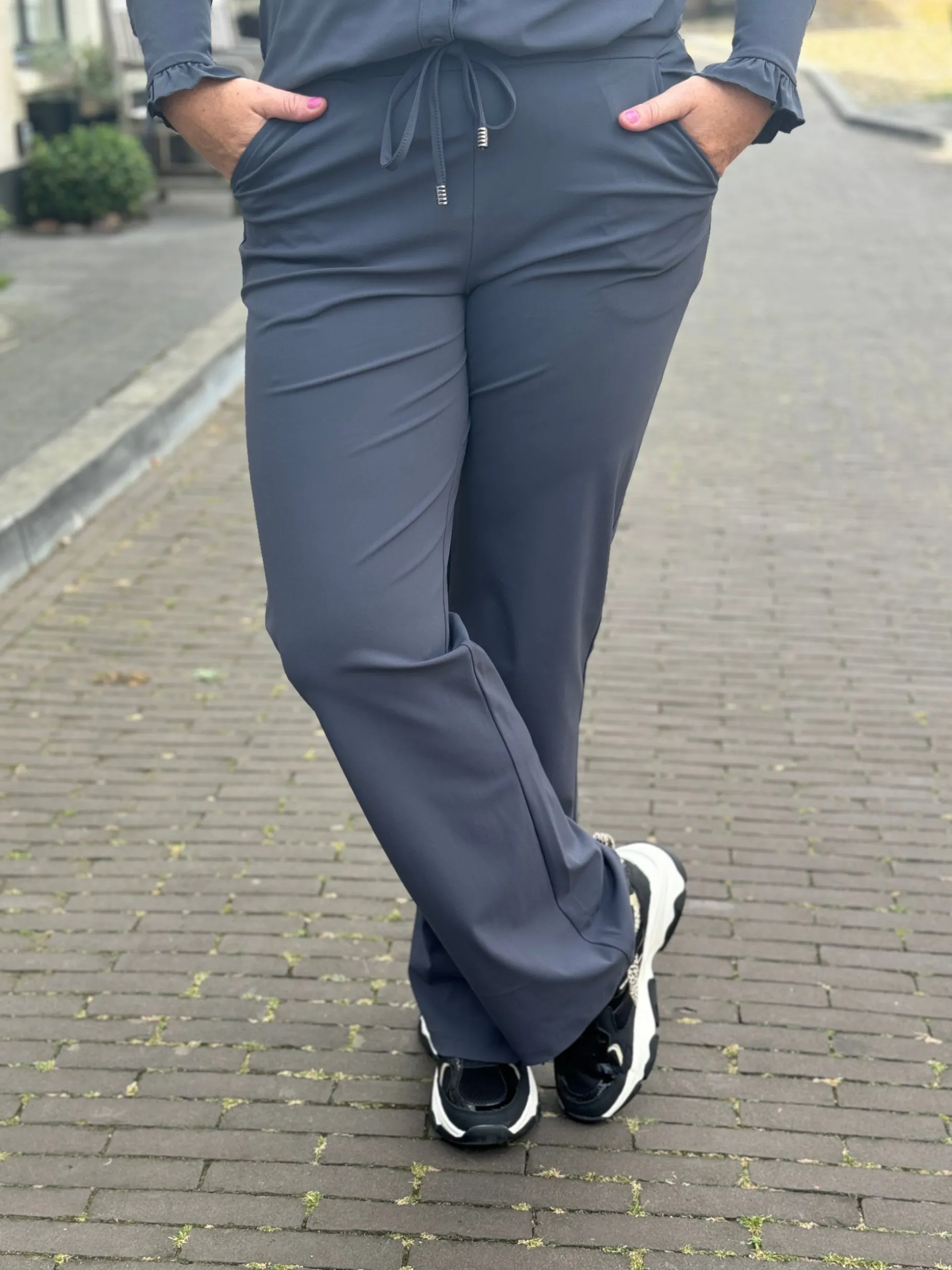 Travelstof broek Lotte anthracite