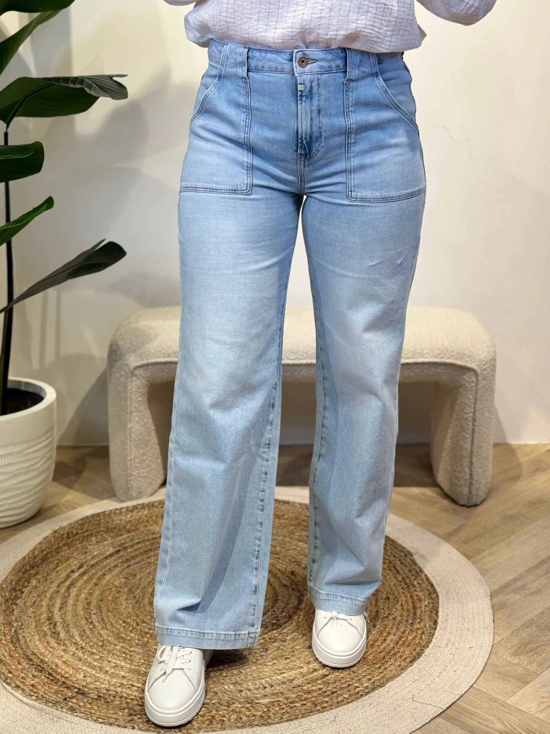 Wide jeans Lulu aqua blue C.O.J. lengte 34