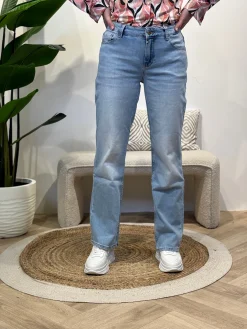 Wide jeans Nova light blue C.O.J. lengte 30